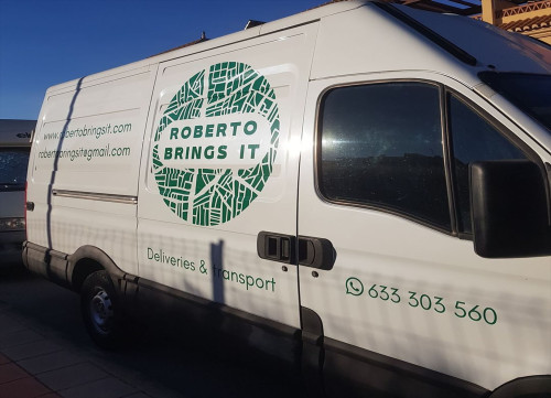 Roberto Brings It! Man & Van